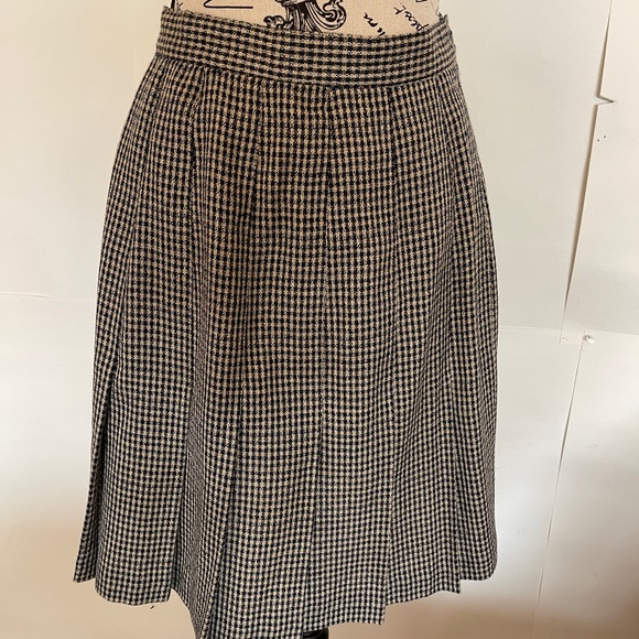 Lloyd New York skirt - Picture 9 of 11